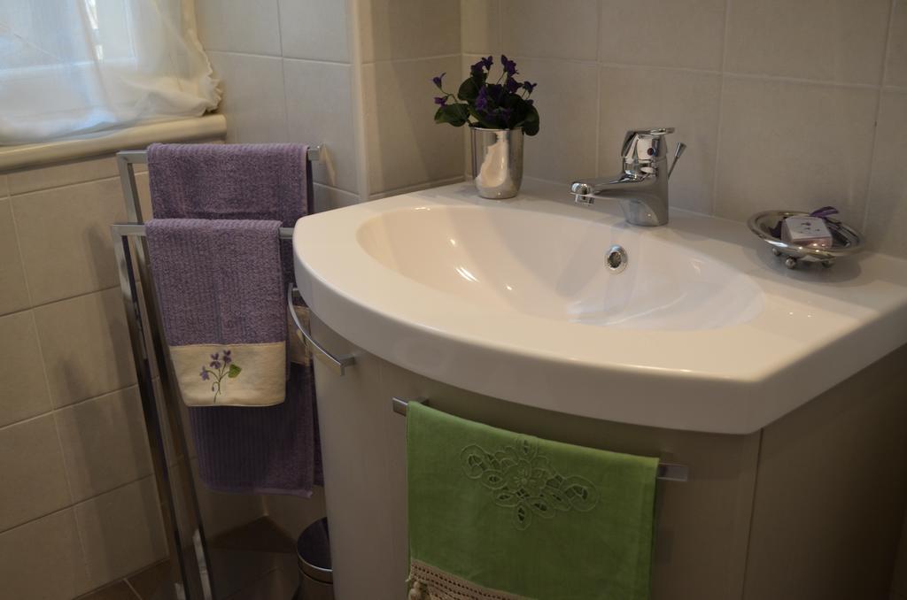 Heart Of Parma Apartman Szoba fotó